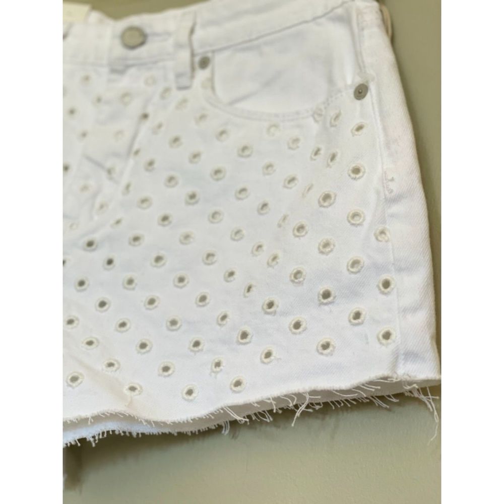 Blank NYC White Neutral Minimalist High-Rise Eyelet Shorts Size 27 NEW C42 - Picture 12 of 13